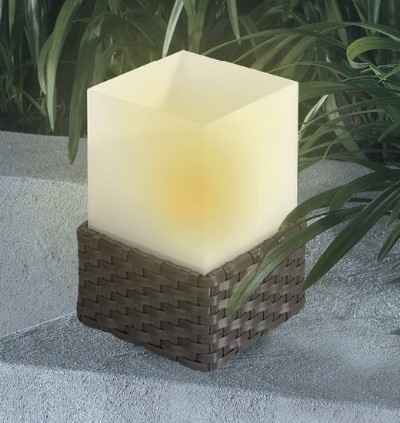 Solar-Tischleuchte Rattan Flacker-LED