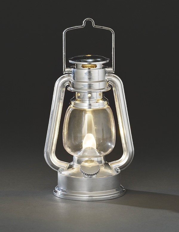 KONSTSMIDE LED-Lichterkette mit 8 silbernen Sturmlaternen LED Warmweiss