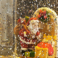 KONSTSMIDE LED-Schneelaterne Klein Weihnachtsmann, wassergefllt, 1 warmweie LED, batteriebetrieben, Timer