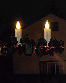 STATIX LED-Folien-Fensterbild Kerzenmotiv Stechpalmenzweig Holly Branch, Höhe 15 cm, Breite 26 cm, gelbe 3D-LED-Kerzenflamme, Batteriebetrieb STATIX LED-Folien-Fensterbild Kerzenmotiv Stechpalmenzweig Holly Branch, Höhe 15 cm, Breite 26 cm, gelbe 3D-LED-Kerzenflamme, Batteriebetrieb